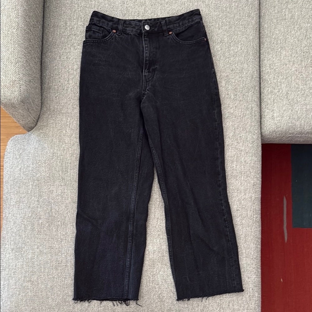 Monki Black Straight Leg Jeans High-Rise